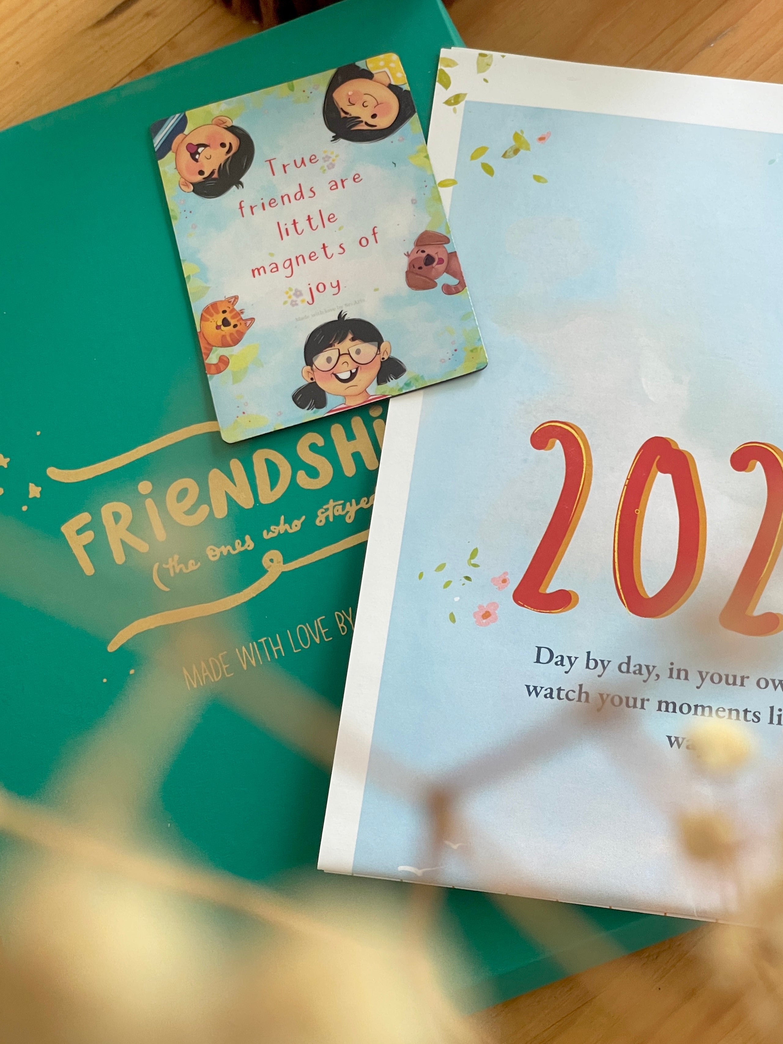 Tracker + Magnet (With Velvet Box)